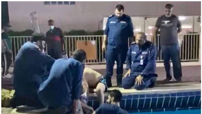 childs foot stuck in swimming pool grid childs foot stuck in swimming pool grid