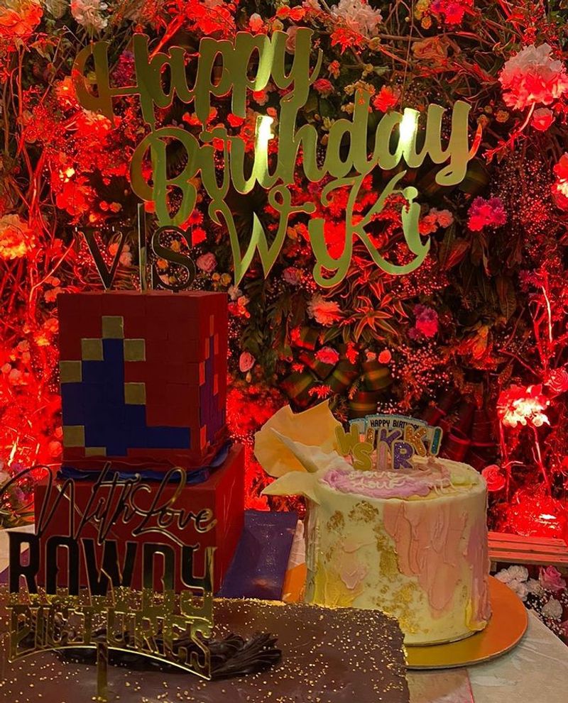 nayanthara give the birthday surprise for lover wiki birthday