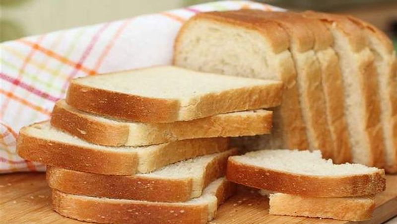 4 salty foods that may increase the risk of hypertension
