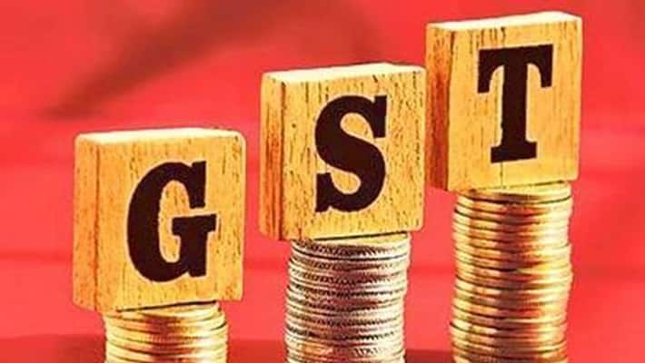 Economic Survey 2022 Strong rebound in government revenues in 2021-22 Vaccination should be treated as macro-economic indicator Economic Survey 2022 Strong rebound in government revenues in 2021-22 Vaccination should be treated as macro-economic indicator