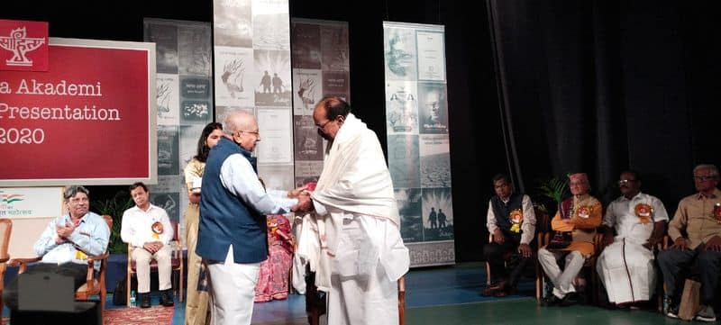 Congress Leader Veerappa Moily Conferred With Sahitya Akademi 2020 Award rbj