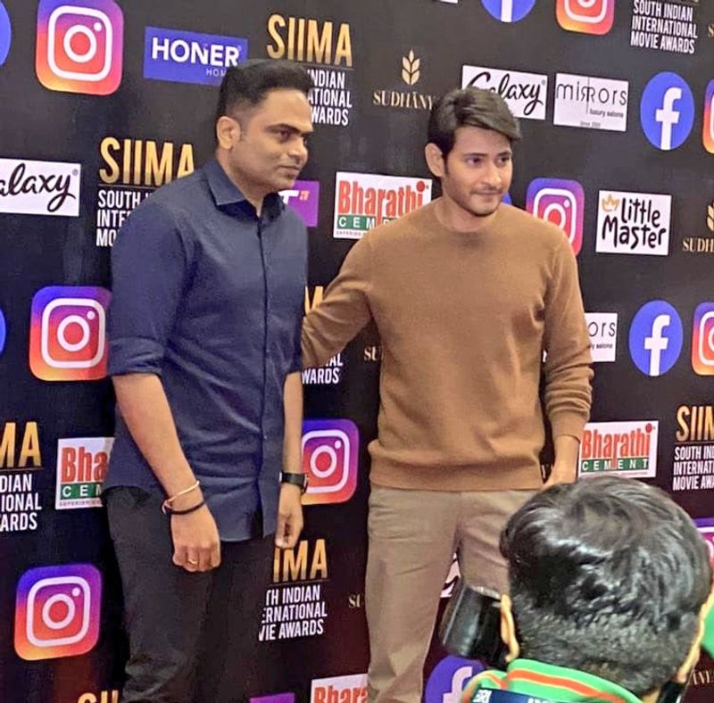 mahesh vamshi paidypalli faria abdulla nivin pauly hulchul in siima 2021 event