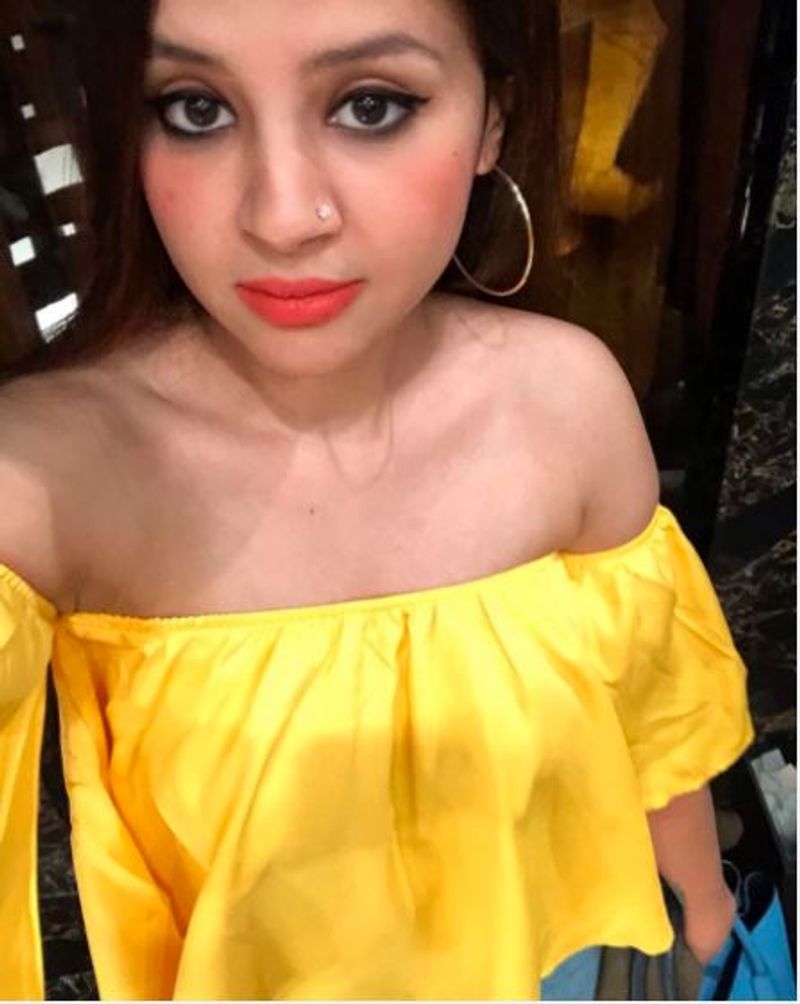 IPL 2021 - 10 hottest selfies of Sakshi Dhoni, the Selfie Queen of Indian Cricket ALB