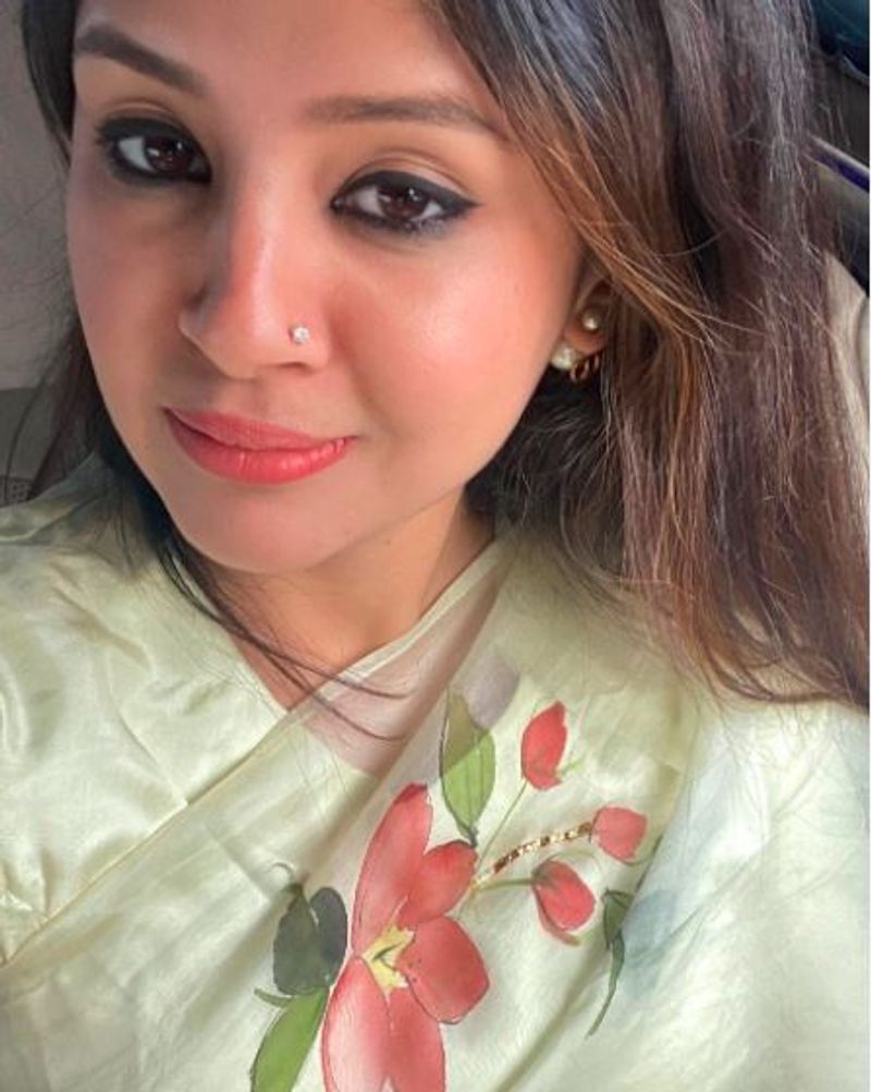 IPL 2021 - 10 hottest selfies of Sakshi Dhoni, the Selfie Queen of Indian Cricket ALB