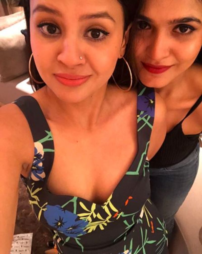 IPL 2021 - 10 hottest selfies of Sakshi Dhoni, the Selfie Queen of Indian Cricket ALB