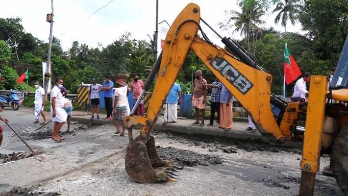 The pit at Kalady bridge repaired after the protest of locals The pit at Kalady bridge repaired after the protest of locals