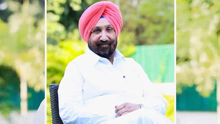 Sukhjinder Singh Randhawa likely to be next Punjab Chief Minister: Sources-dnm Sukhjinder Singh Randhawa likely to be next Punjab Chief Minister: Sources-dnm