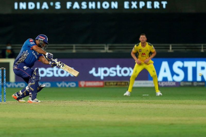 MI VS CSK ruturaj gaikwad first player with 50 scores in four consecutive innings on uae
