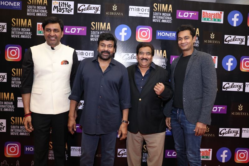chiranjeevi allu arjun pooja hegde trivikram and other stars hulchul in siima event