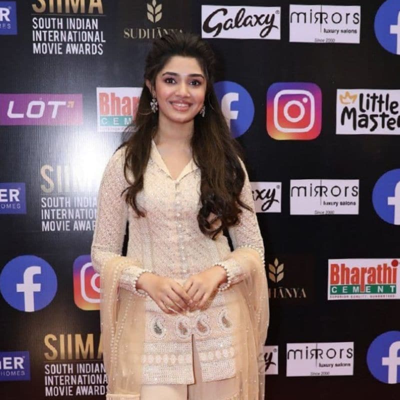 Uppena Heroine Krithi Shetty at SIIMA Awards 2021