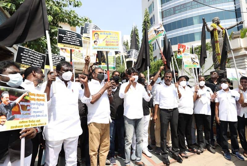 Udayanidhi black flag against Modi .. Information that the Tamil Nadu government has taken action to reduce 100 rupees from the gas price.