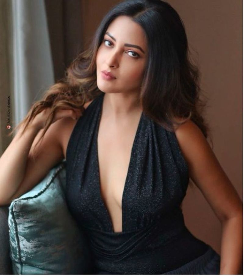 Riya sen opens up about her secret why she ashamed to see herself BRD