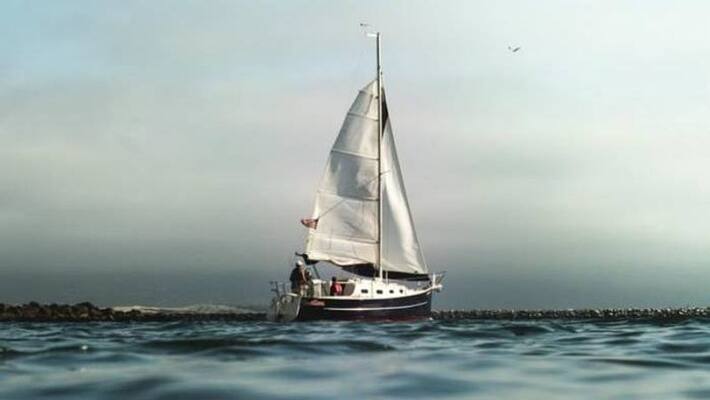 man sailed 600 km to Australia man sailed 600 km to Australia
