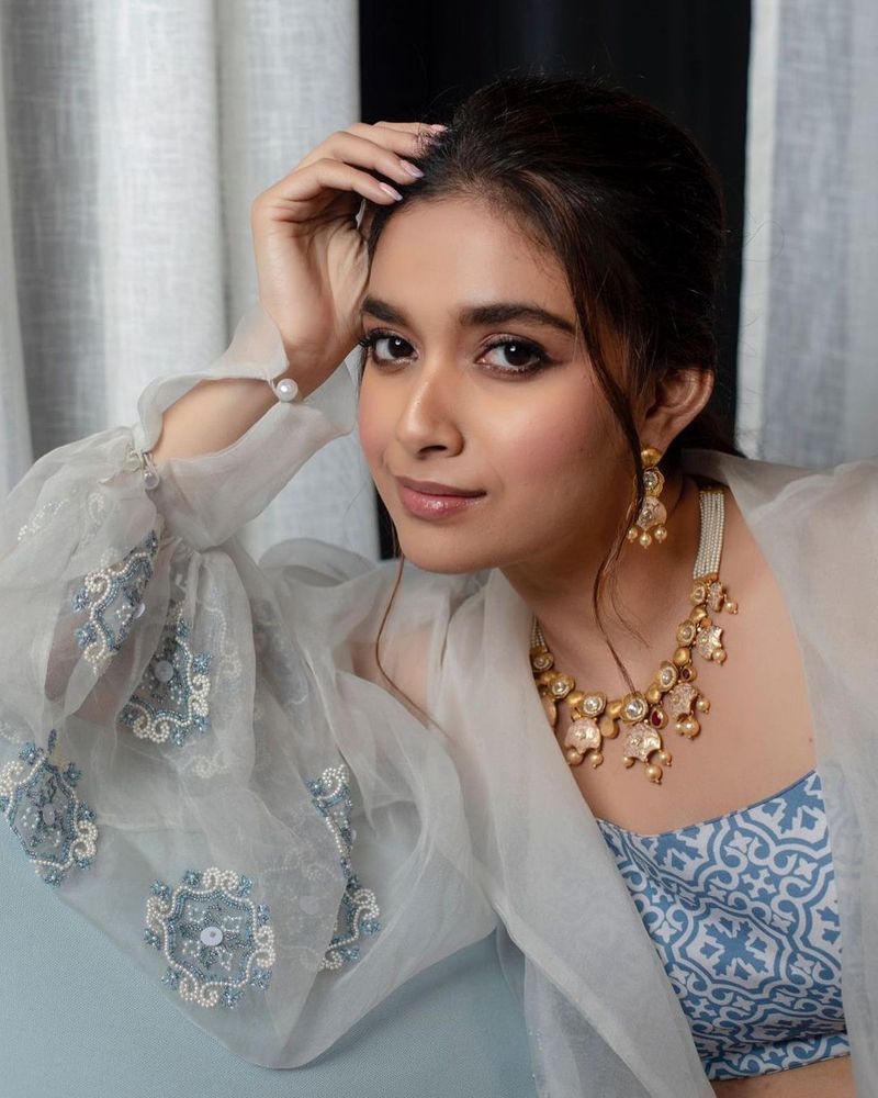 keerthy suresh latest stunning photos her hot look never before trending