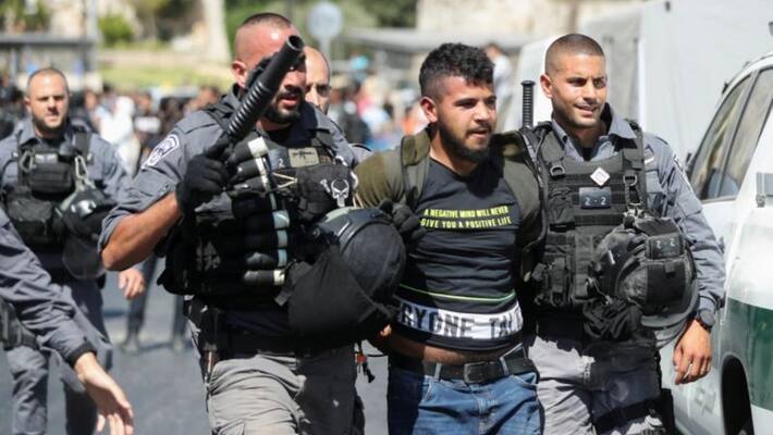 Palestinian prisoners on hunger strike in israeli prisons Palestinian prisoners on hunger strike in israeli prisons