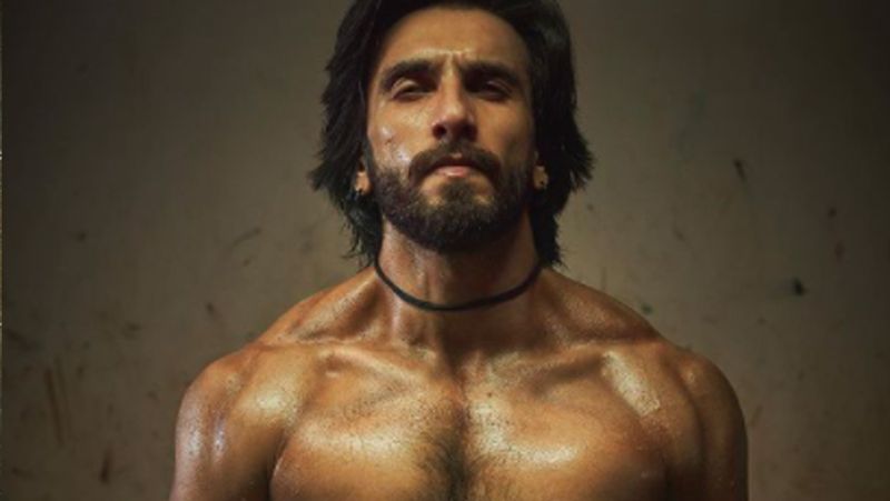 IPL 2022 Deepika Padukone, Ranveer Singh to own a new team mah