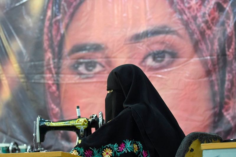 Women protests against Taliban in kabul