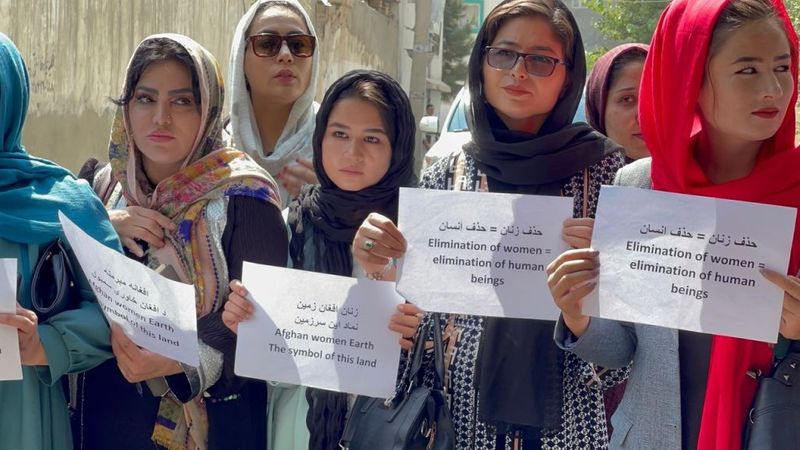 Women protests against Taliban in kabul