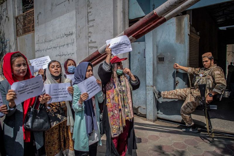 Women protests against Taliban in kabul