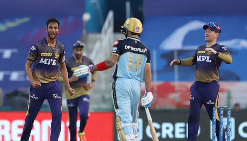 These are the main draw back of RCB, why Kohli team failed to score better total compare to CSK