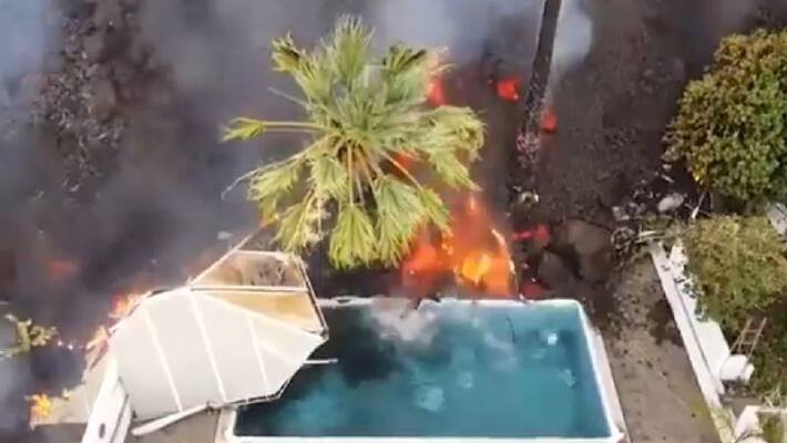 watch a video lava from la Palma volcano swallows pool as quakes shake Spanish island bsm watch a video lava from la Palma volcano swallows pool as quakes shake Spanish island bsm