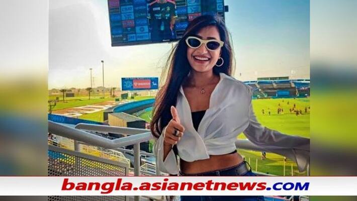 IPL 2021, KKR vs RCB - Yuzvendra Chahal's wife Dhanashree Verma in gallery, gets trolled ALB IPL 2021, KKR vs RCB - Yuzvendra Chahal's wife Dhanashree Verma in gallery, gets trolled ALB