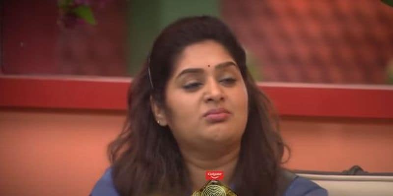 siri priyanka and other biggboss5 members revealed they first love emotional