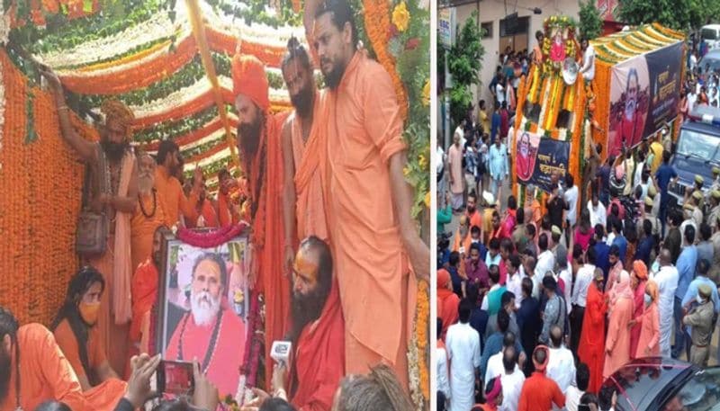 Narendra Giri Death last journey left for sangam and bhoomi samadhi in Prayagraj