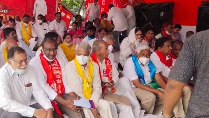 CPI Narayana comments on Modi government in Indirapark maha Dharna CPI Narayana comments on Modi government in Indirapark maha Dharna