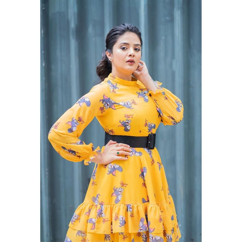 hot anchor sreemukhi grabs attention her latest photo shoot in short frack getting viral