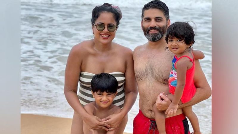 sameera reddy enjoying vacation with husband akshai varde and kids in goa
