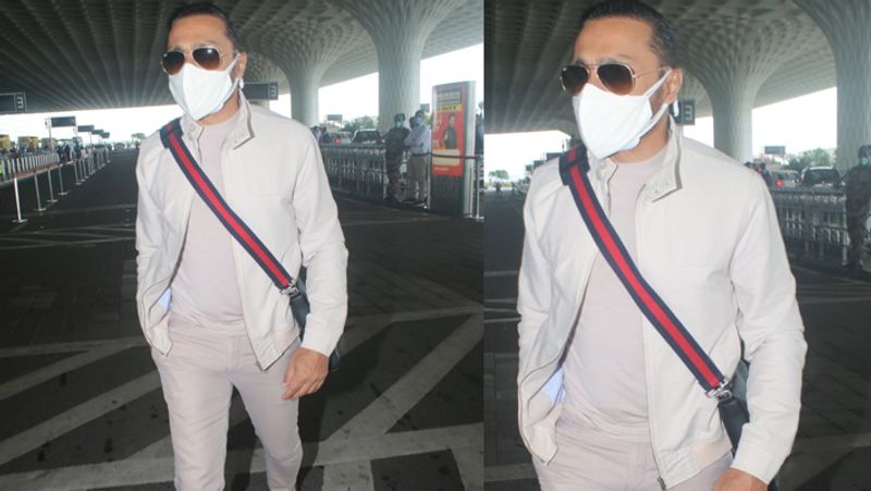 Shahrukh Khan wife Gauri Khan seen without makeup, other celebs also spotted