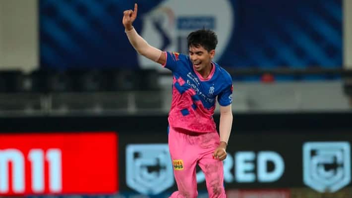 Kartik Tyagi Or Neeraj Chopra? IPL Fans 'Hail' Olympic Champ in RR's Thrilling Victory Kartik Tyagi Or Neeraj Chopra? IPL Fans 'Hail' Olympic Champ in RR's Thrilling Victory