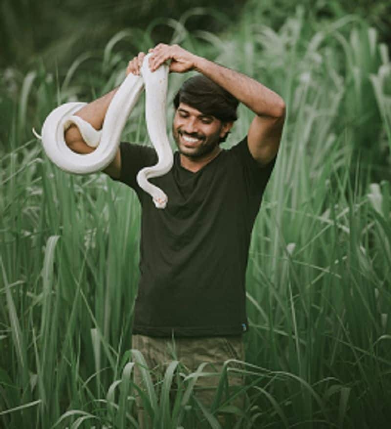 Sanke Kiran from Mangaluru saved more than 4800 snakes dpl