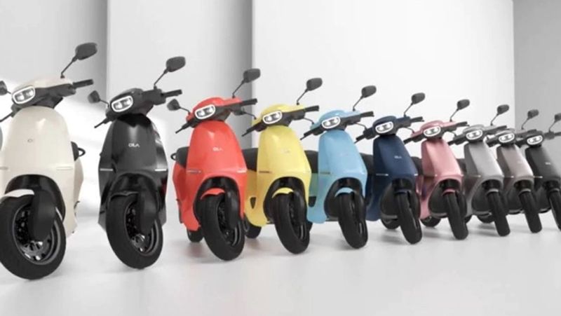 Ola electric scooters 1100 crores raised in first two days through booking