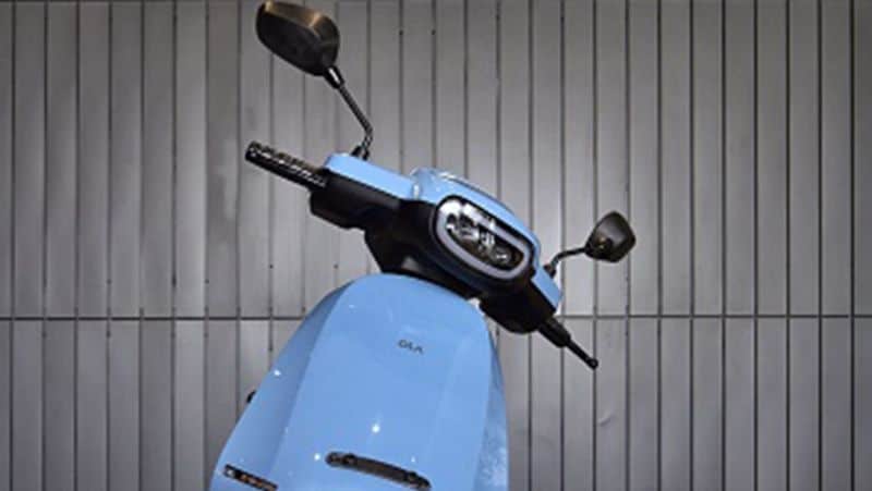 Ola electric scooters 1100 crores raised in first two days through booking