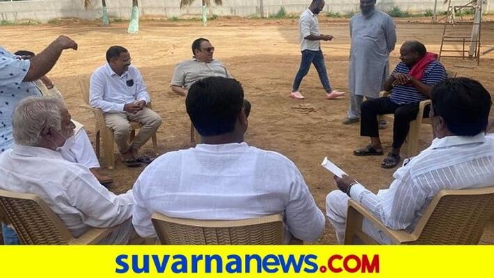Congress Senior Leader CM Ibrahim Meets JDS HD Kumaraswamy rbj Congress Senior Leader CM Ibrahim Meets JDS HD Kumaraswamy rbj