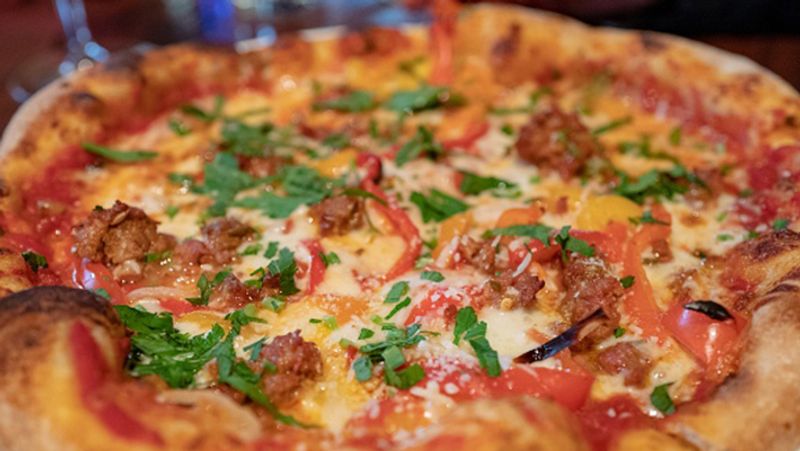new york nutritionist expert said that eating pizza for breakfast could be a better option