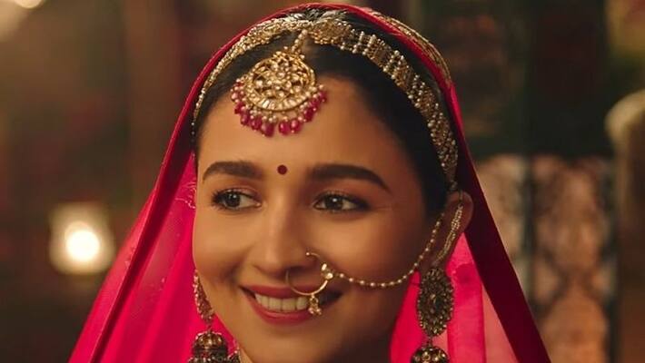 Alia Bhatt's latest ad receives criticism #BoycottManyavar trends gcw Alia Bhatt's latest ad receives criticism #BoycottManyavar trends gcw