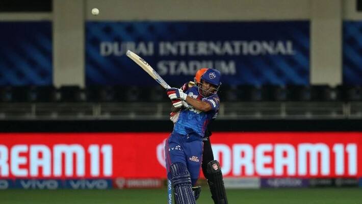 IPL 2021: Shikhar Dhawan goes past 400 runs in IPL 2021 joints this elite list IPL 2021: Shikhar Dhawan goes past 400 runs in IPL 2021 joints this elite list