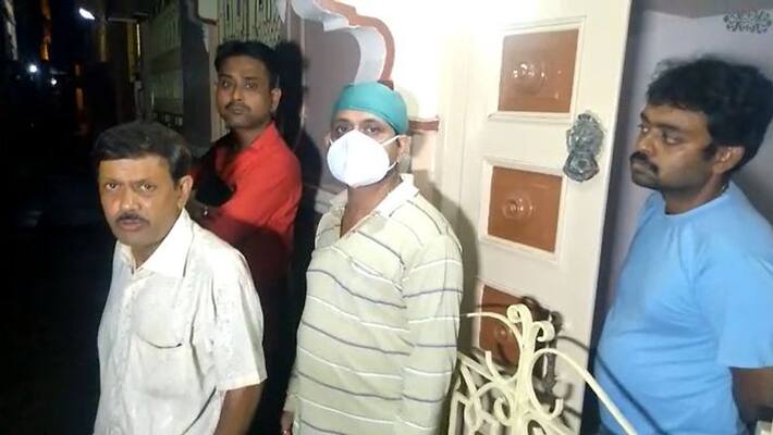 a boy died for Dengue in Kolkata during Corona situation bmm a boy died for Dengue in Kolkata during Corona situation bmm