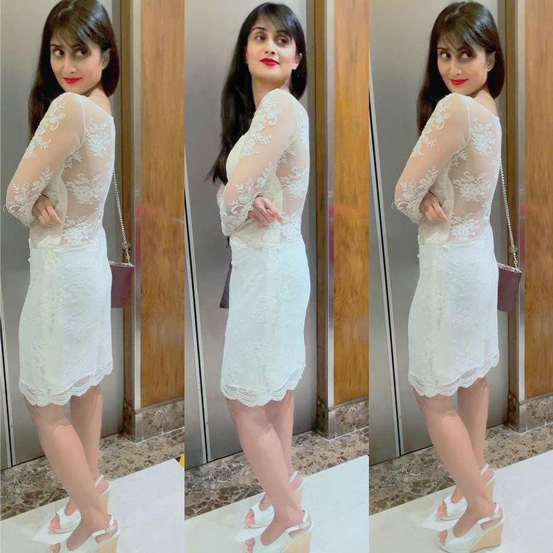 Shalini Ajith younger sister Shamlee white transparent dress hot photos