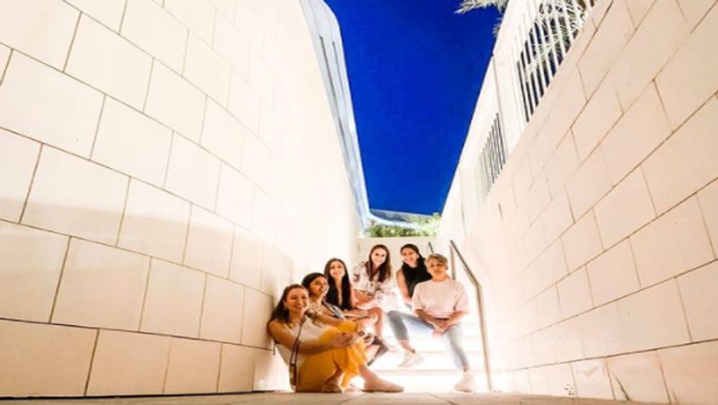 IPL 2021: Yuzvendra chahal's wife partying with ab de villiers' partner and other player's wives, fans missing anushka