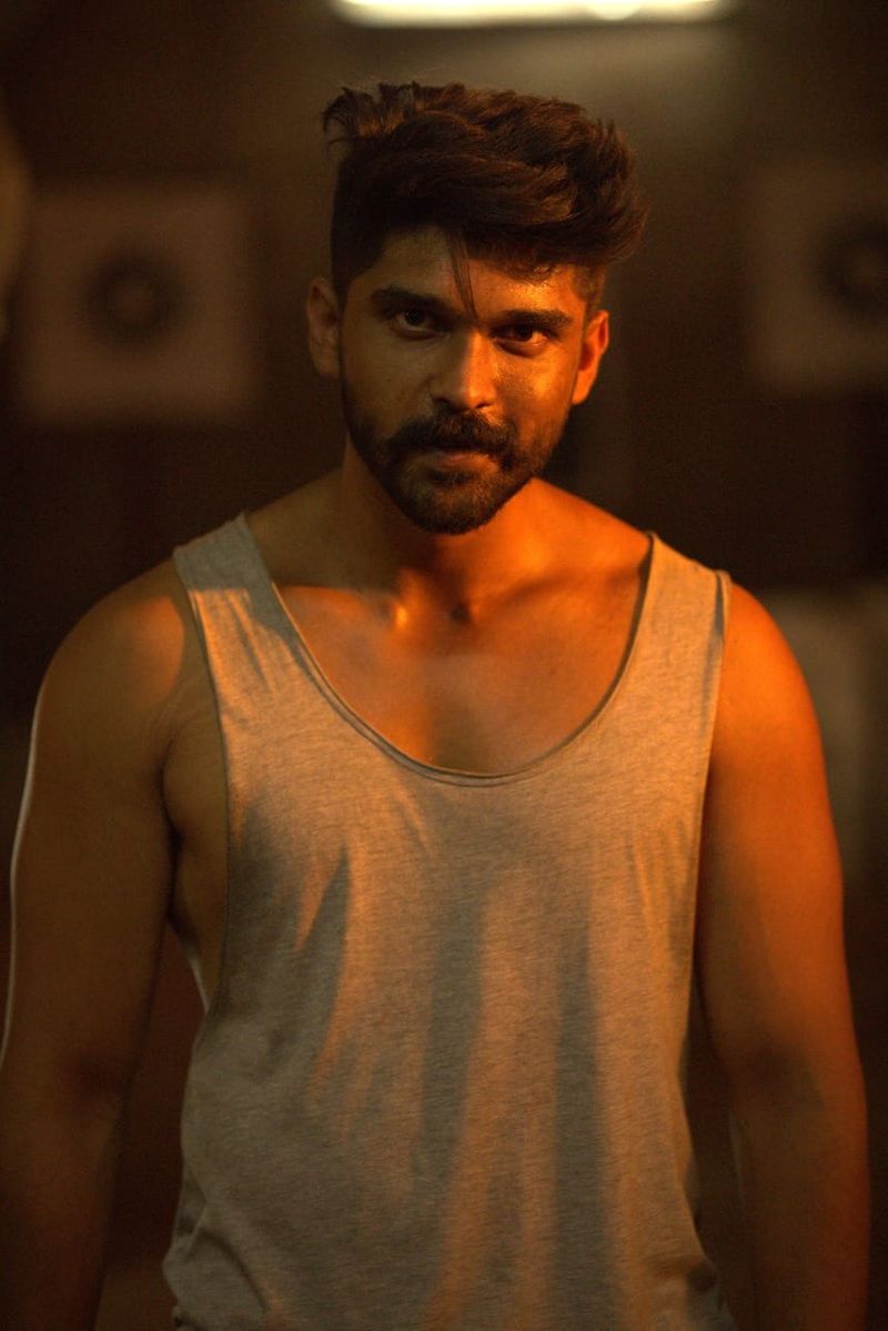 Actor vikram dhruv simran and vanibhojan acting mahaan movie working stills