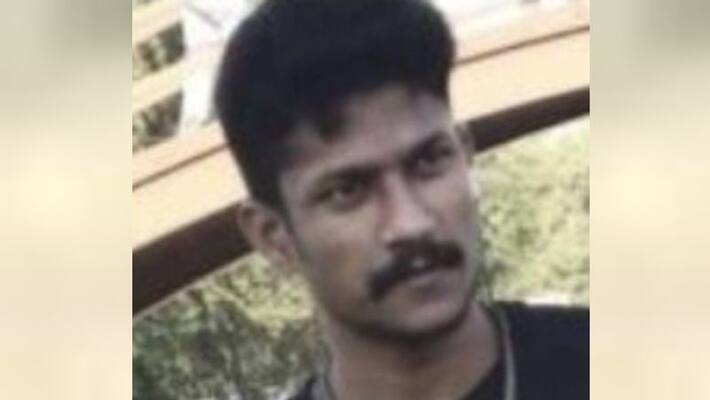 The youth was found dead in an unoccupied house in Kozhikode The youth was found dead in an unoccupied house in Kozhikode