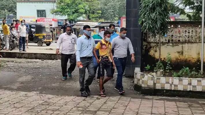 Maharashtra a 14 year minor girl molested in Mumbai Maharashtra a 14 year minor girl molested in Mumbai