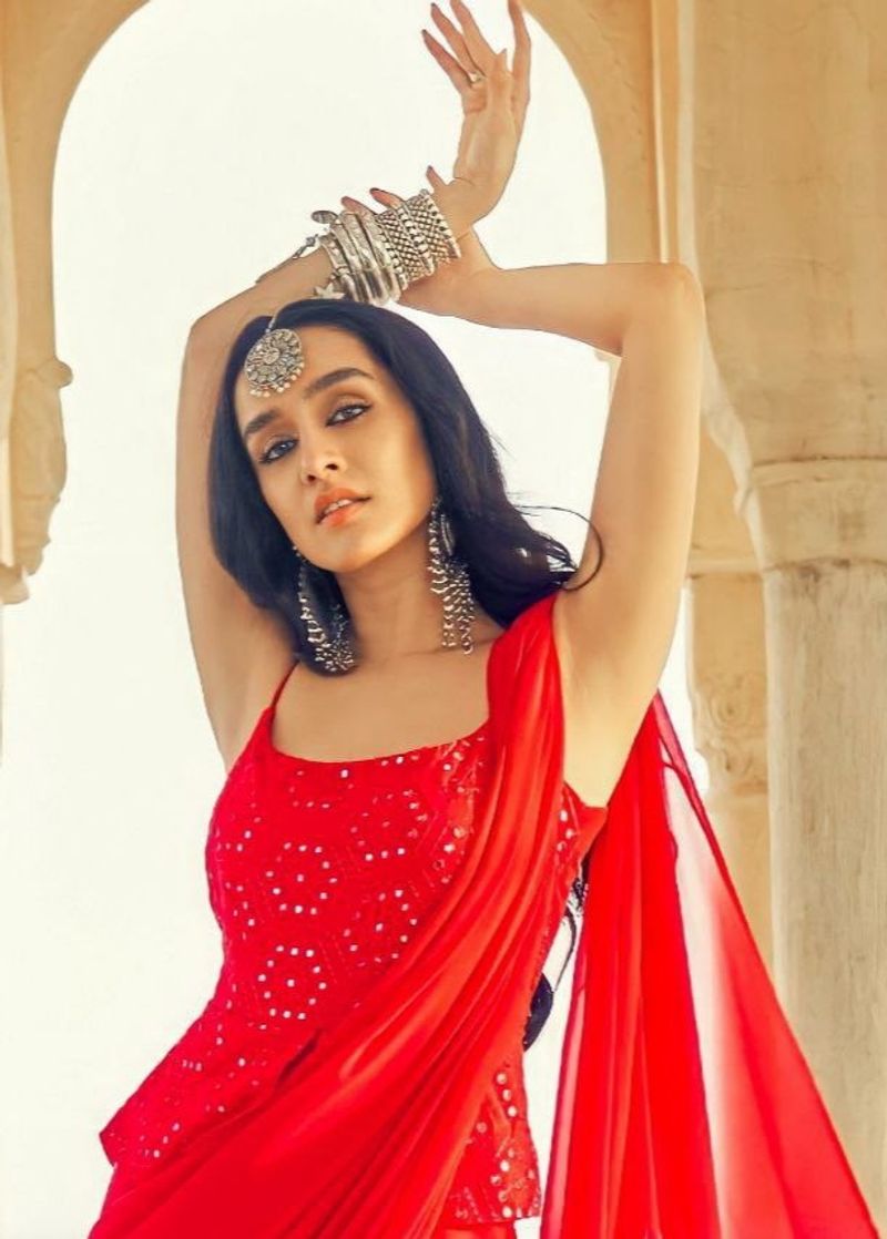 shraddha kapoor cleavage show redefine ethnic fashion with red dress