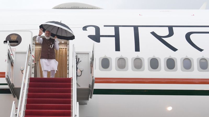 Modi US Visit PM meets General Atomics CEO Vivek Lal in america