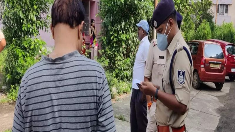 madhya pradesh emotional story farmer with daughter committed suicide in shajapur