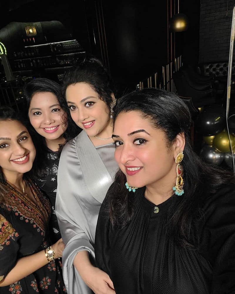 meena with her gorgeous girls birthday celabration photos viral